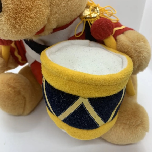 Disney Store Winnie the Pooh Drummer Costume Plush Toy Excellent Condition - Picture 11 of 15